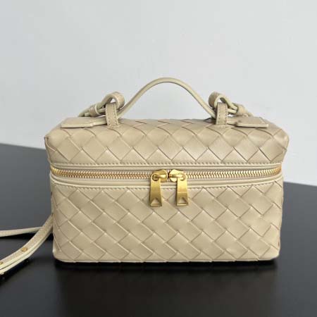 2025年7月9日入荷新作#Bottega Veneta  ...