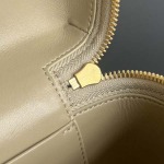 2025年7月9日入荷新作#Bottega Veneta  Vanity Case 789109 22x12.5x5 極品/正規品同様/人気/革/バッグ/AJ工場