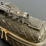 2025年7月9日入荷新作#Bottega Veneta  Vanity Case 789109 22x12.5x5 極品/正規品同様/人気/革/バッグ/AJ工場