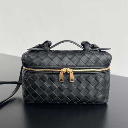 2025年7月9日入荷新作#Bottega Veneta  ...