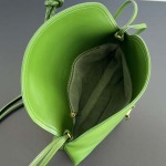 2025年7月9日入荷新作#Bottega Veneta 806034 Medium Liberta  &  Size35*23*6cm 極品/正規品同様/人気/革/バッグ/AJ工場