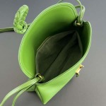 2025年7月9日入荷新作#Bottega Veneta  24 806030 Small Liberta  Size27.5*16*6cm 極品/正規品同様/人気/革/バッグ/AJ工場