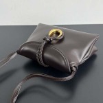 2025年7月9日入荷新作#Bottega Veneta  Baby Liberta  826147  Liberta Size24*15.5*5cm 極品/正規品同様/人気/革/バッグ/AJ工場