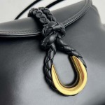 2025年7月9日入荷新作#Bottega Veneta  Baby Liberta  826147  Liberta Size24*15.5*5cm 極品/正規品同様/人気/革/バッグ/AJ工場