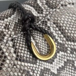 2025年7月9日入荷新作#Bottega Veneta  Liberta  806034  35x23x6 極品/正規品同様/人気/革/バッグ/AJ工場