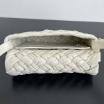 2025年7月9日入荷新作#Bottega Veneta  Rumple  787113  Rumple  21x14x5 極品/正規品同様/人気/革/バッグ/AJ工場