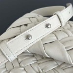 2025年7月9日入荷新作#Bottega Veneta  Rumple  787113  Rumple  21x14x5 極品/正規品同様/人気/革/バッグ/AJ工場