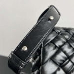 2025年7月9日入荷新作#Bottega Veneta  Rumple  776519  Rumple  30x23x7.5 極品/正規品同様/人気/革/バッグ/AJ工場