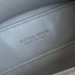 2025年7月9日入荷新作#Bottega Veneta  Andiamo Mini 777614  ~  Andiamo  22x9x15.5 極品/正規品同様/人気/革/バッグ/AJ工場