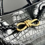 2025年7月9日入荷新作#Bottega Veneta  Andiamo Mini 777614  ~  Andiamo  22x9x15.5 極品/正規品同様/人気/革/バッグ/AJ工場