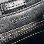 2025年7月9日入荷新作#Bottega Veneta  Andiamo Mini 777614  ~  Andiamo  22x9x15.5 極品/正規品同様/人気/革/バッグ/AJ工場