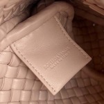 2025年7月9日入荷新作#Bottega Veneta Mini COBBLE  762711  intrecciato 19x17x6 極品/正規品同様/人気/革/バッグ/AJ工場