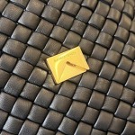 2025年7月9日入荷新作#Bottega Veneta Mini COBBLE  762711  intrecciato 19x17x6 極品/正規品同様/人気/革/バッグ/AJ工場