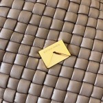 2025年7月9日入荷新作#Bottega Veneta Mini COBBLE  762711  intrecciato 19x17x6 極品/正規品同様/人気/革/バッグ/AJ工場