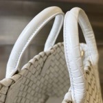 2025年7月9日入荷新作#Bottega Veneta Mini Cabat  717712 3  20x15x12 極品/正規品同様/人気/革/バッグ/AJ工場