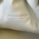 2025年7月9日入荷新作#Bottega Veneta  24 576227 40x18x18 極品/正規品同様/人気/革/バッグ/AJ工場