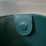 2025年7月9日入荷新作#Bottega Veneta 24754657 / de Sardine 33x20x4 極品/正規品同様/人気/革/バッグ/AJ工場