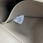 2025年7月9日入荷新作#Bottega Veneta  Knot Lock 817191 2025kont lock kont  25x16x5.P極品/正規品同様/人気/革/バッグ/AJ工場