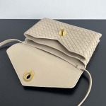 2025年7月9日入荷新作#Bottega Veneta  Knot Lock 817191 2025kont lock kont  25x16x5.P極品/正規品同様/人気/革/バッグ/AJ工場