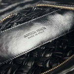 2025年7月9日入荷新作#Bottega Veneta  Cha-Cha785780  lntreccio3Fettuccia 28.5x15x6 極品/正規品同様/人気/革/バッグ/AJ工場