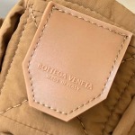 2025年7月9日入荷新作#Bottega Veneta#70529  Cassette  S38x24cm  極品/正規品同様/人気/革/バッグ/AJ工場