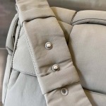 2025年7月9日入荷新作#Bottega Veneta  743623 38x25x11  極品/正規品同様/人気/革/バッグ/AJ工場