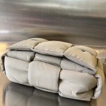 2025年7月9日入荷新作#Bottega Veneta  743623 38x25x11  極品/正規品同様/人気/革/バッグ/AJ工場