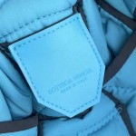 2025年7月9日入荷新作#Bottega Veneta#628951  Cassette  S30x15cm  極品/正規品同様/人気/革/バッグ/AJ工場