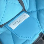 2025年7月9日入荷新作#Bottega Veneta#628951  Cassette  S30x15cm  極品/正規品同様/人気/革/バッグ/AJ工場