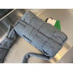 2025年7月9日入荷新作#Bottega Veneta#Bottega Veneta  628951  30x15  極品/正規品同様/人気/革/バッグ/AJ工場