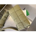 2025年7月9日入荷新作#Bottega Veneta#628951  Cassette  S30x15cm  極品/正規品同様/人気/革/バッグ/AJ工場