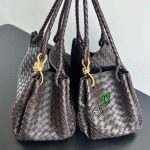 2025年7月9日入荷新作#Bottega Venetaintrecciato  mini #Bottega Veneta  knot   796569 Size21X17X16.5cm  極品/正規品同様/人気/革/バッグ/AJ工場
