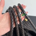 2025年7月9日入荷新作#Bottega Venetaintrecciato  mini #Bottega Veneta  knot   796569 Size21X17X16.5cm  極品/正規品同様/人気/革/バッグ/AJ工場