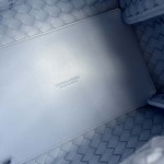 2025年7月9日入荷新作#Bottega Venetaintrecciato  796571   mini #Bottega Veneta  knot    Size30X26X20cm  極品/正規品同様/人気/革/バッグ/AJ工場