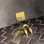 2025年7月9日入荷新作#Bottega Veneta Ciao Ciao 817231 Ciao Ciao Silky Calf. Ciao Ciao  34x26x15  極品/正規品同様/人気/革/バッグ/AJ工場