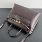 2025年7月9日入荷新作#Bottega Veneta Ciao Ciao 817231 Ciao Ciao Silky Calf. Ciao Ciao  34x26x15  極品/正規品同様/人気/革/バッグ/AJ工場