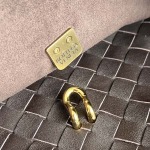 2025年7月9日入荷新作#Bottega Veneta Ciao Ciao 826195  Ciao Ciao Silky Calf. Ciao Ciao  42x32x15  極品/正規品同様/人気/革/バッグ/AJ工場