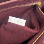 2025年7月9日入荷新作#Bottega Veneta Ciao Ciao 826195  Ciao Ciao Silky Calf. Ciao Ciao  42x32x15  極品/正規品同様/人気/革/バッグ/AJ工場