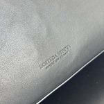 2025年7月9日入荷新作#Bottega Veneta Ciao Ciao 826195  Ciao Ciao Silky Calf. Ciao Ciao  42x32x15  極品/正規品同様/人気/革/バッグ/AJ工場