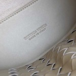 2025年7月9日入荷新作#Bottega Veneta Andiamo810213 knot   25x22x10  極品/正規品同様/人気/革/バッグ/AJ工場