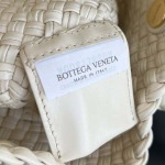 2025年7月9日入荷新作#Bottega VenetaTosca  20x15.5x7  極品/正規品同様/人気/革/バッグ/AJ工場