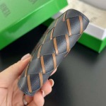 2025年7月9日入荷新作#Bottega Veneta   605721   15CMx95CM  極品/正規品同様/人気/革/バッグ/AJ工場