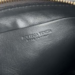 2025年7月9日入荷新作#Bottega Venetalntrecciato764044  16.5x10.5x9極品/正規品同様/人気/革/バッグ/AJ工場