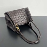 2025年7月9日入荷新作#Bottega Venetaintrecciato  835921   mini #Bottega Veneta  knot    Size29.5X18.5X17.5cm  極品/正規品同様/人気/革/バッグ/