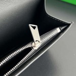 2025年7月9日入荷新作#Bottega Veneta 749438  19x9.5x1.5    極品/正規品同様/人気/革/バッグ/AJ工場