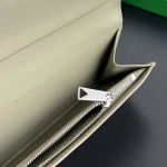 2025年7月9日入荷新作#Bottega Veneta 749438  19x9.5x1.5    極品/正規品同様/人気/革/バッグ/AJ工場