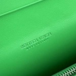 2025年7月9日入荷新作#Bottega Veneta 749438  19x9.5x1.5    極品/正規品同様/人気/革/バッグ/AJ工場