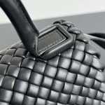 2025年7月9日入荷新作#Bottega Veneta 776783top handle  1100  size19*26*11cm   極品/正規品同様/人気/革/バッグ/AJ工場