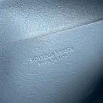 2025年7月9日入荷新作#Bottega VenetaConcert  ouch  794258    lntrecciato   18.5*11.5*8.5   極品/正規品同様/人気/革/バッグ/AJ工場