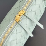 2025年7月9日入荷新作#Bottega VenetaConcert  ouch  794258    lntrecciato   18.5*11.5*8.5   極品/正規品同様/人気/革/バッグ/AJ工場